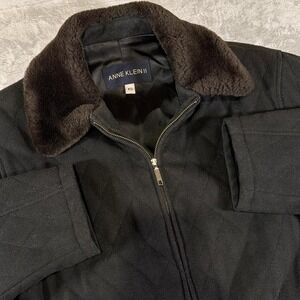 90s Vintage Anne Klein II Wool Jacket With Fur Collar | Black | XS